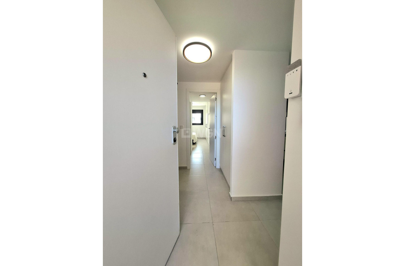 Odsprzedaż - Mieszkanie w bloku - Orihuela Costa - Villamartín
