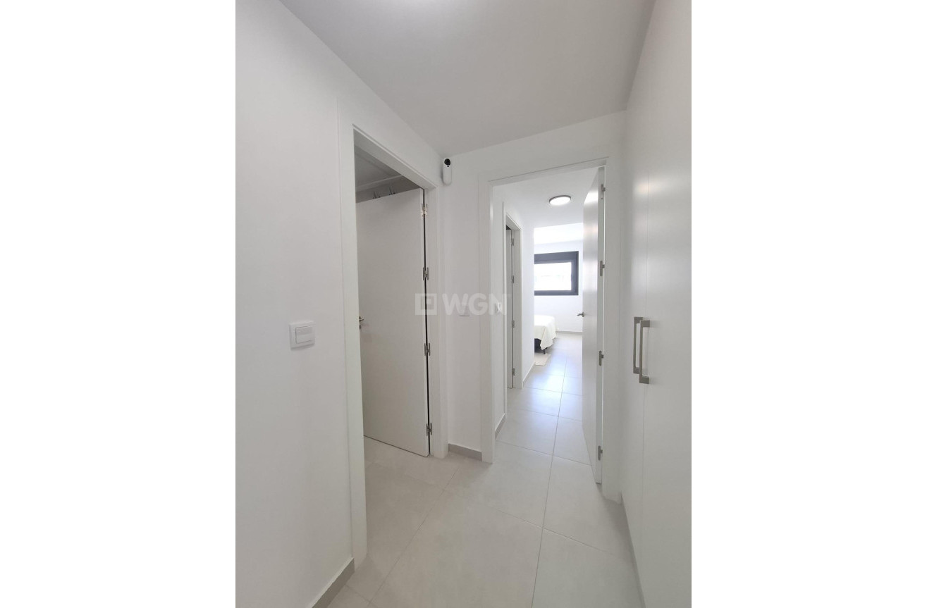 Odsprzedaż - Mieszkanie w bloku - Orihuela Costa - Villamartín