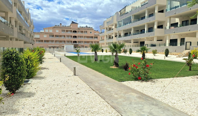 Odsprzedaż - Mieszkanie w bloku - Orihuela Costa - Villamartín
