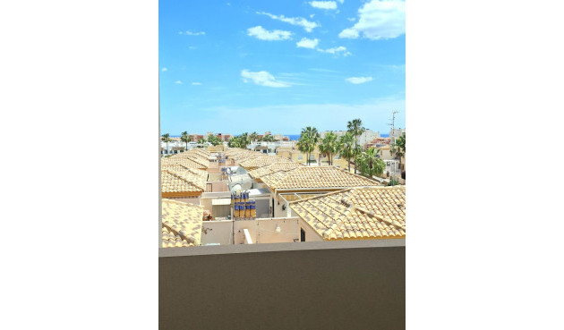 Odsprzedaż - Mieszkanie w bloku - Orihuela Costa - Villamartín