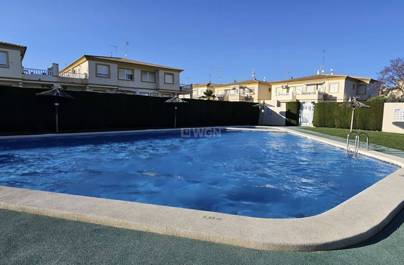 Odsprzedaż - Bungalow - Orihuela Costa - Playa Flamenca