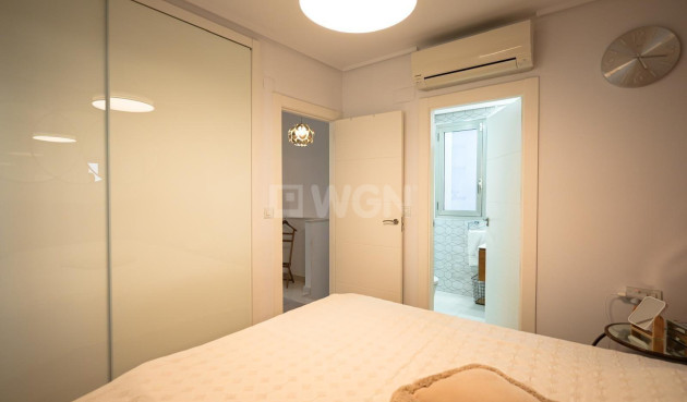 Odsprzedaż - Kamienica - Torrevieja - aguas nuevas