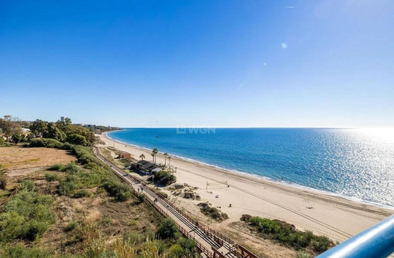 Odsprzedaż - Daszek - Marbella - Playa Bajadilla-puertos