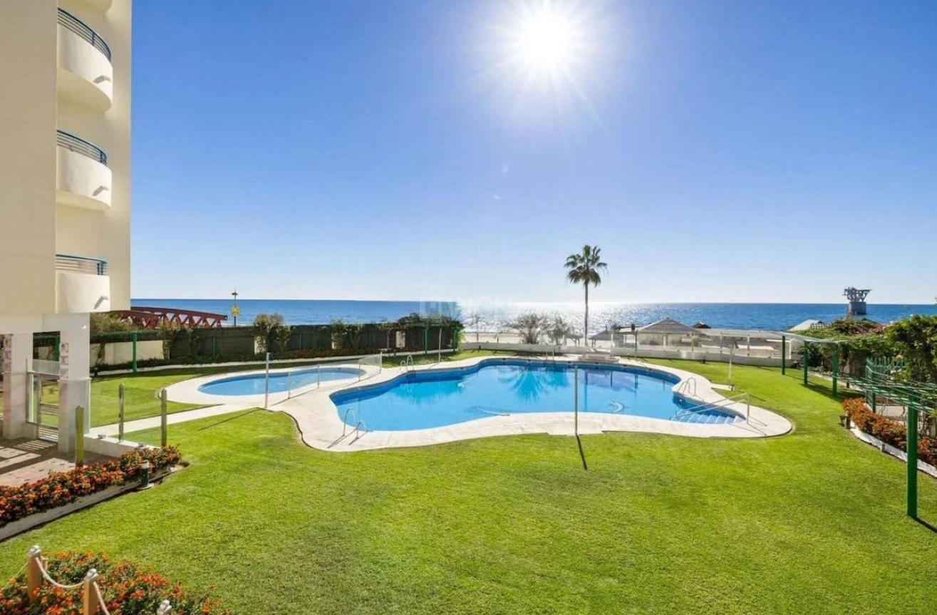 Odsprzedaż - Daszek - Marbella - Playa Bajadilla-puertos