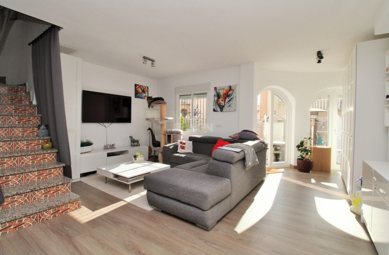 Resale - Townhouse - Villamartin - Costa Blanca