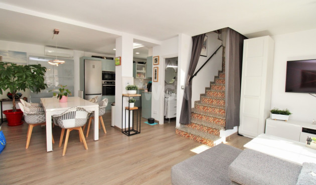 Resale - Townhouse - Villamartin - Costa Blanca