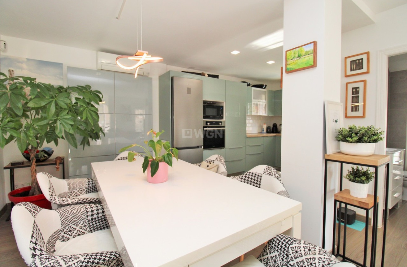 Resale - Townhouse - Villamartin - Costa Blanca