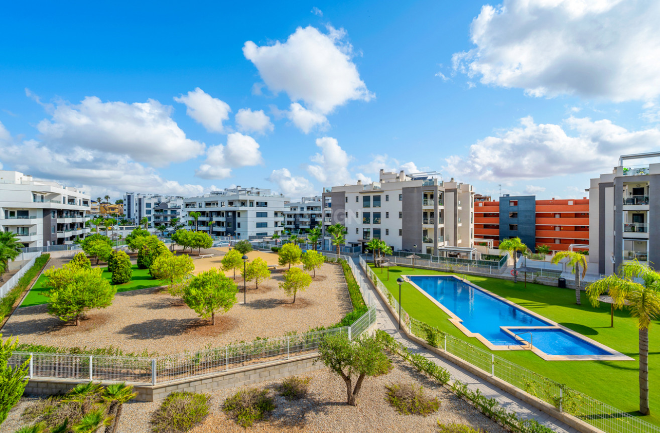 Reventa - Apartamento / piso - Villamartin - Costa Blanca