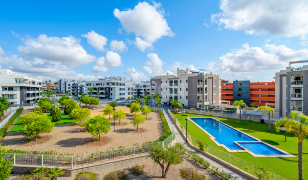Reventa - Apartamento / piso - Villamartin - Costa Blanca