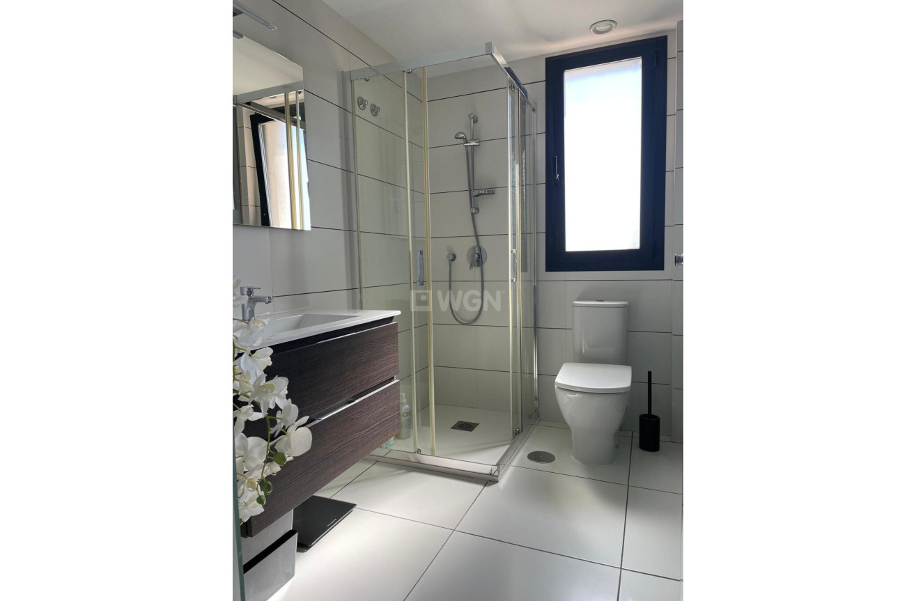 Reventa - Apartamento / piso - Villamartin - Costa Blanca