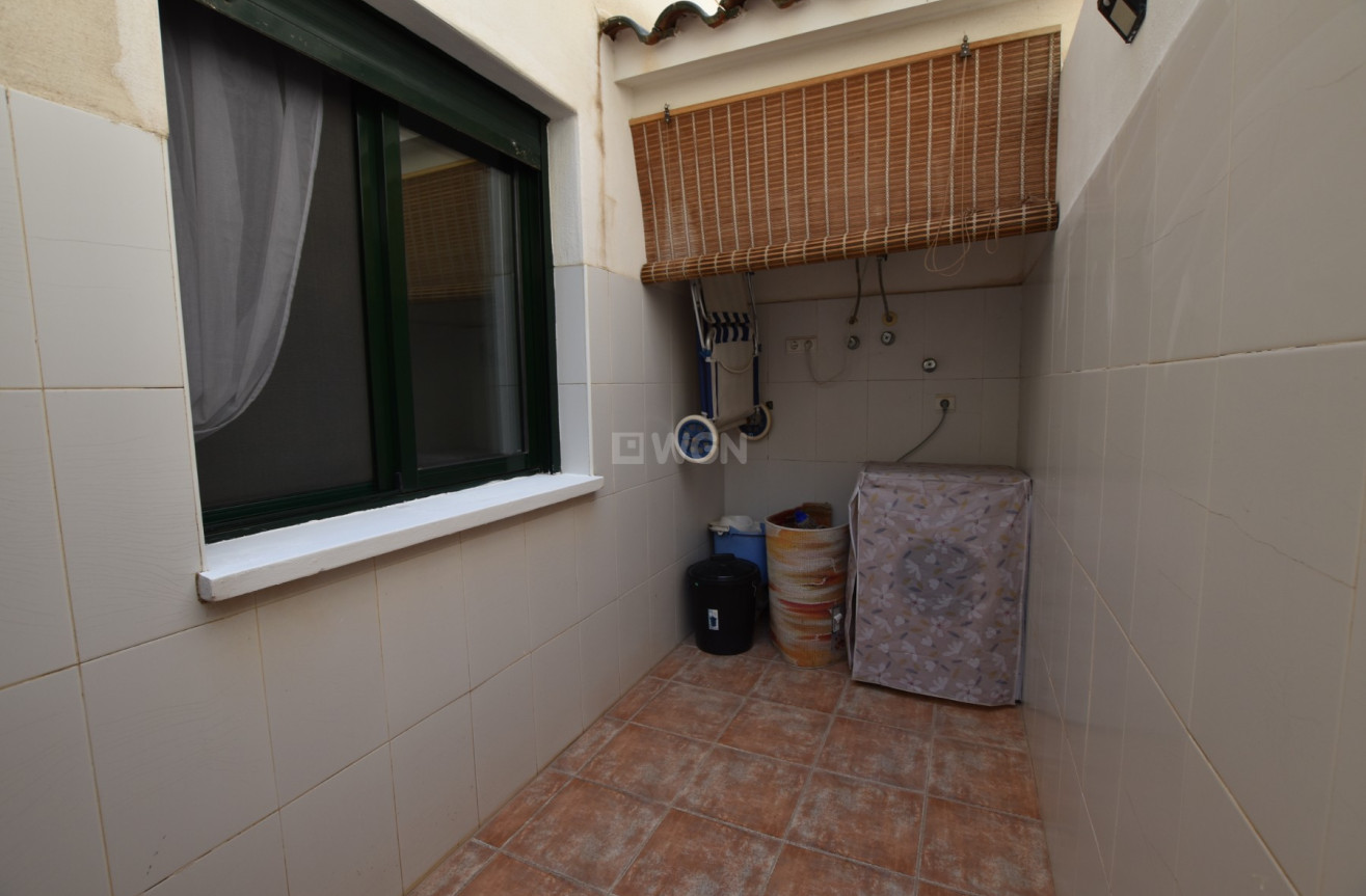 Odsprzedaż - Mieszkanie w bloku - Daya Vieja - Costa Blanca