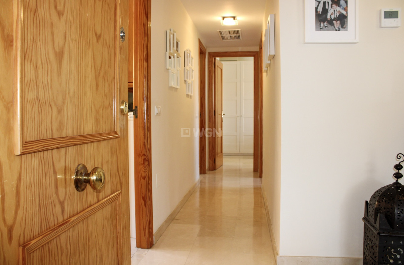 Resale - Apartment / flat - Torrox Costa - Costa del Sol