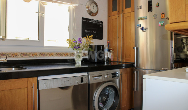 Resale - Apartment / flat - Torrox Costa - Costa del Sol