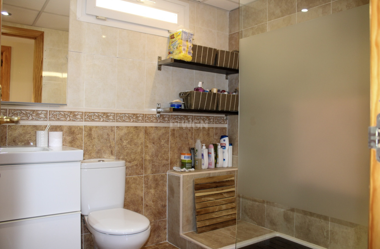 Resale - Apartment / flat - Torrox Costa - Costa del Sol