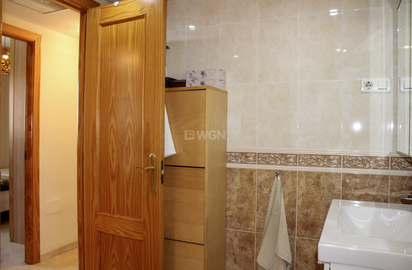 Resale - Apartment / flat - Torrox Costa - Costa del Sol