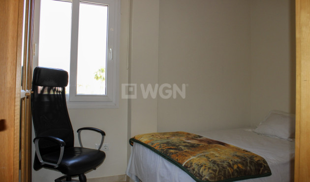 Resale - Apartment / flat - Torrox Costa - Costa del Sol