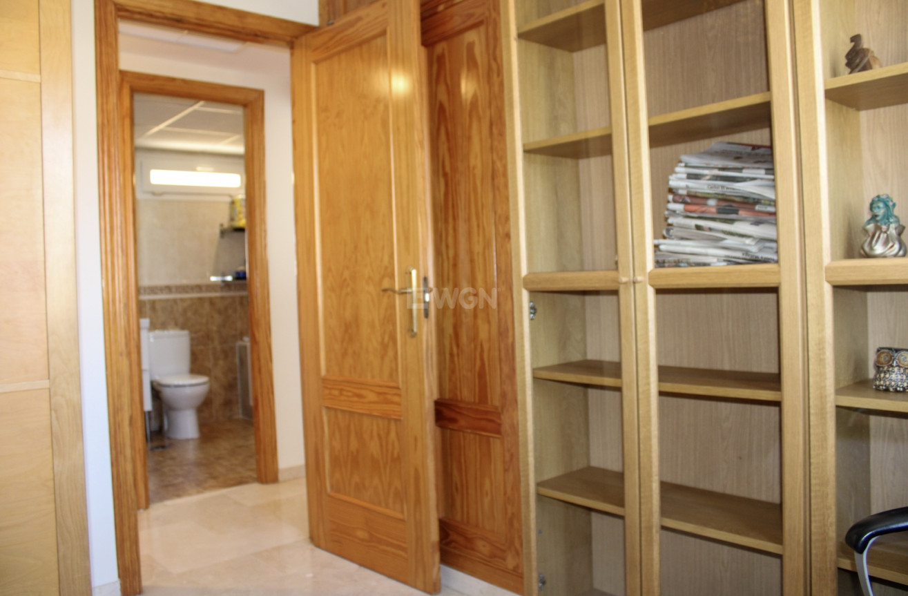 Resale - Apartment / flat - Torrox Costa - Costa del Sol