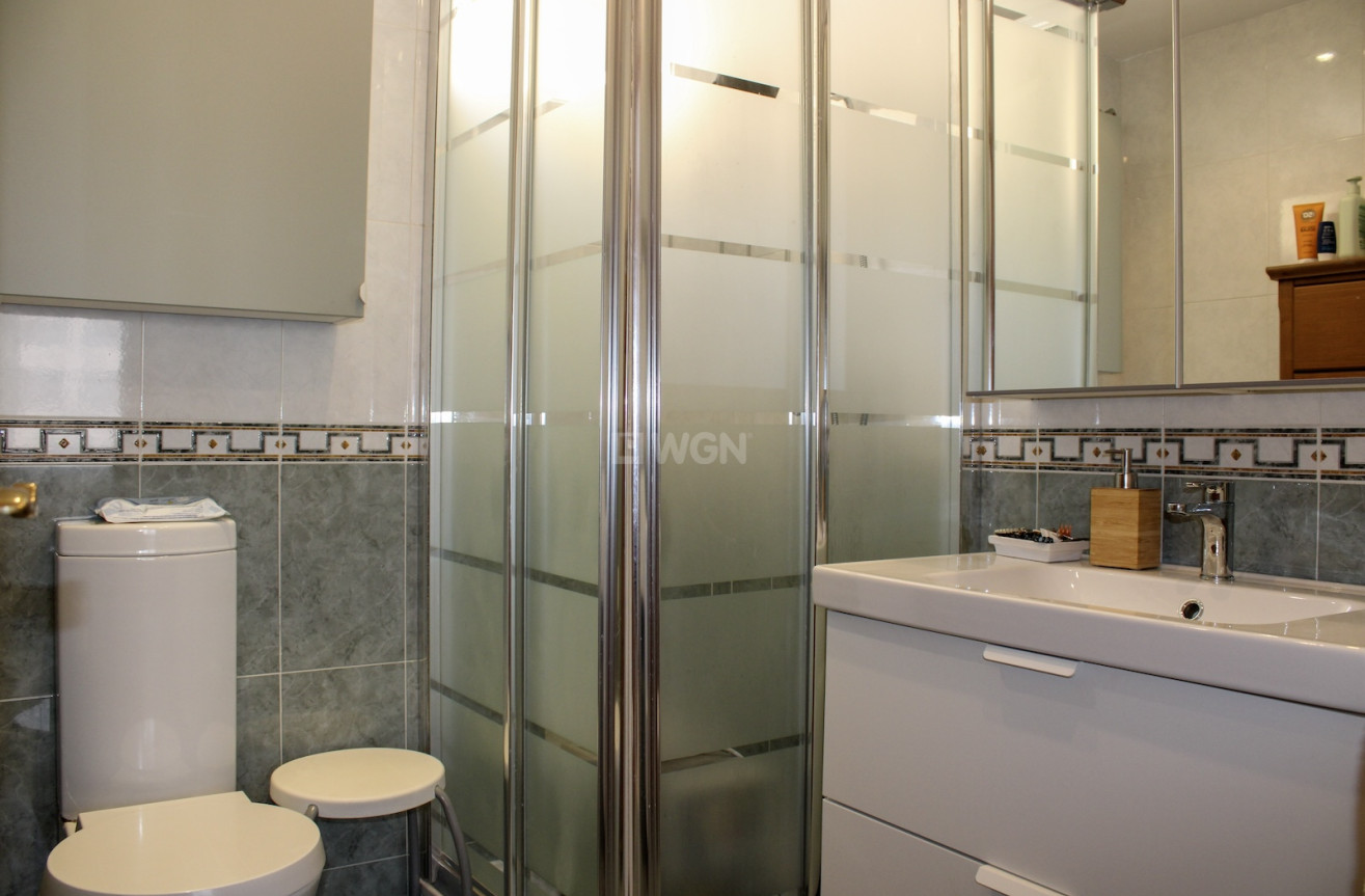 Resale - Apartment / flat - Torrox Costa - Costa del Sol