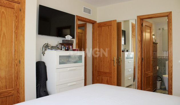 Resale - Apartment / flat - Torrox Costa - Costa del Sol