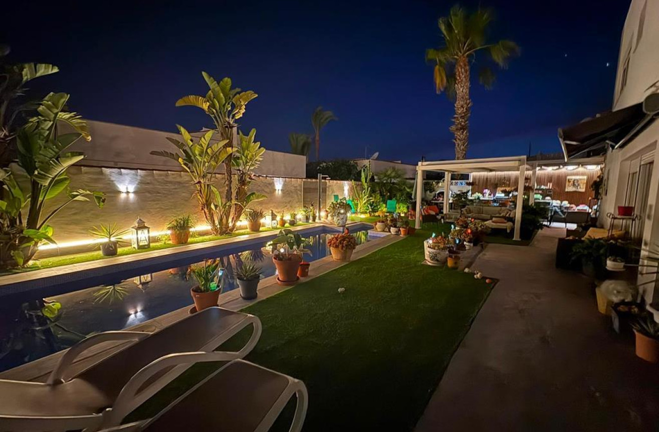 Wiederverkauf - Villa - Torrevieja - Torreta Florida