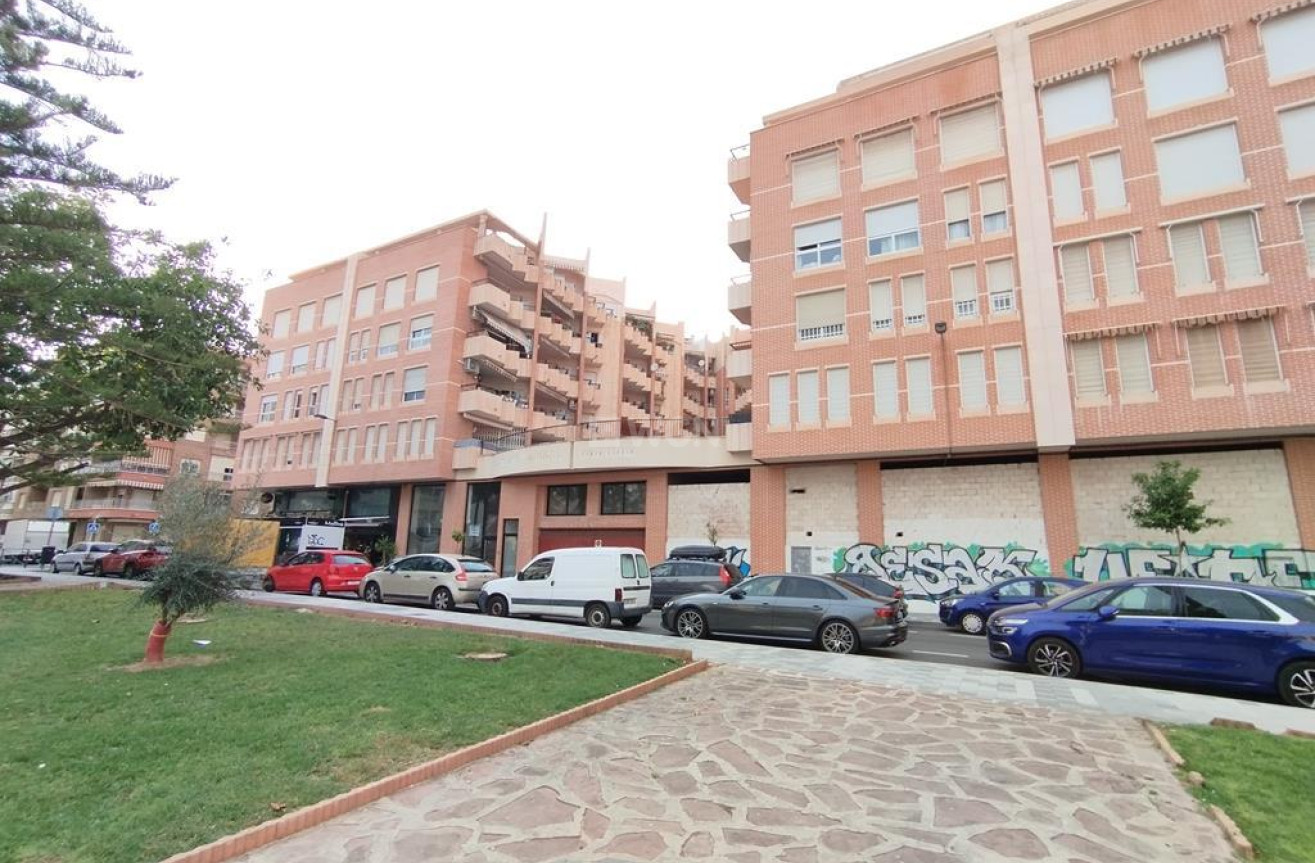Odsprzedaż - Mieszkanie w bloku - Torrevieja - HABANERAS PLAZA SANTA MARIA