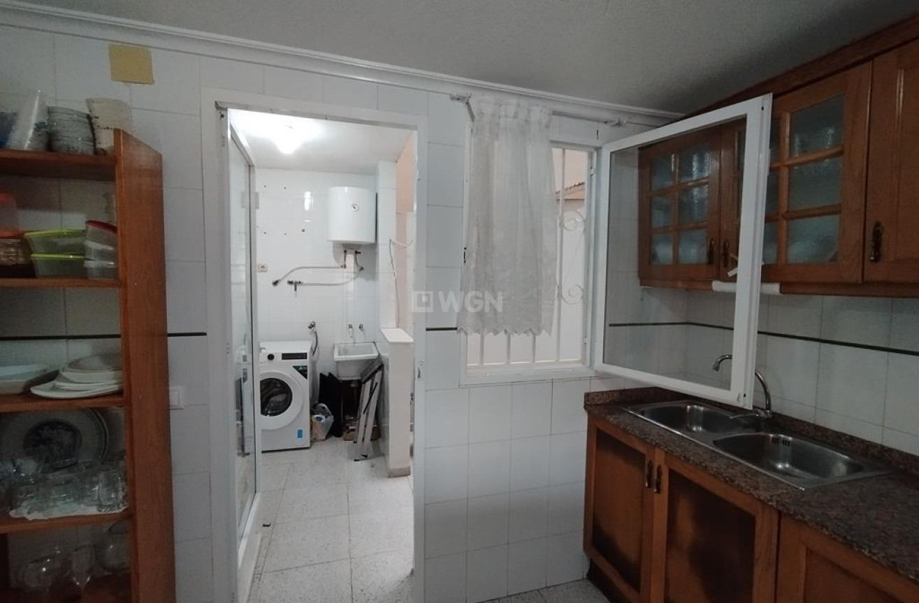 Odsprzedaż - Mieszkanie w bloku - Torrevieja - HABANERAS PLAZA SANTA MARIA
