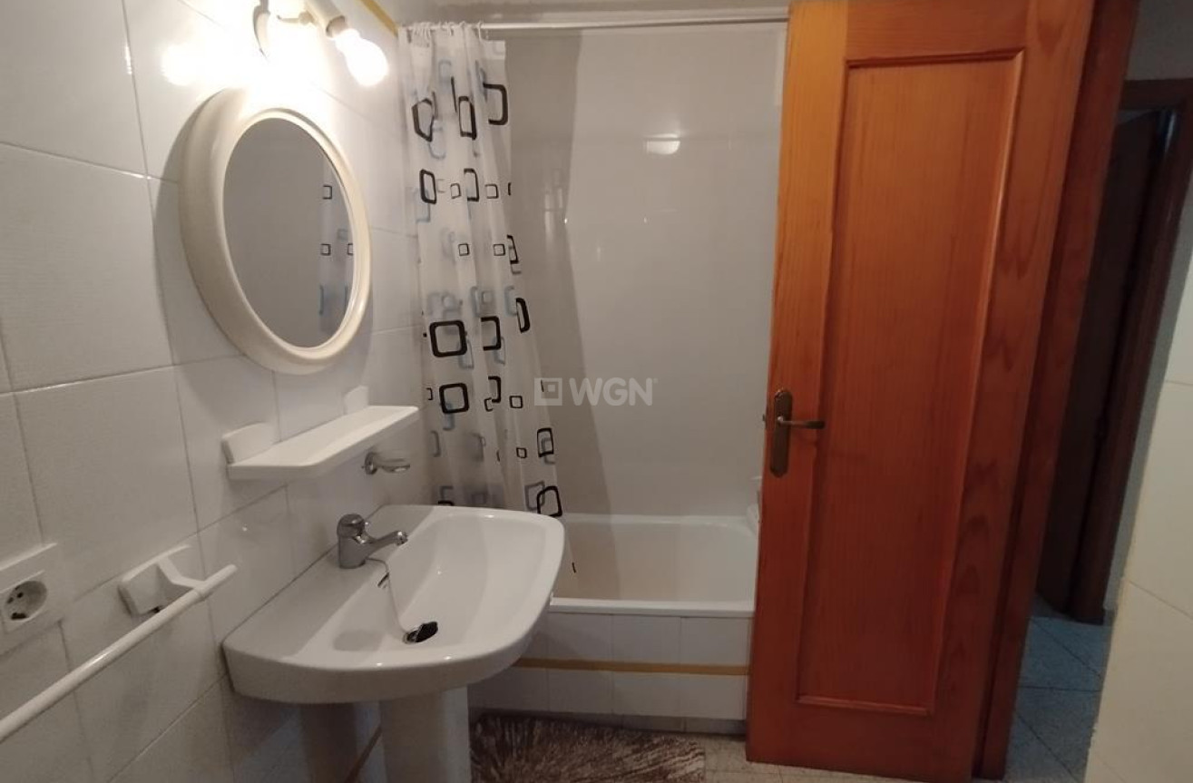 Odsprzedaż - Mieszkanie w bloku - Torrevieja - HABANERAS PLAZA SANTA MARIA
