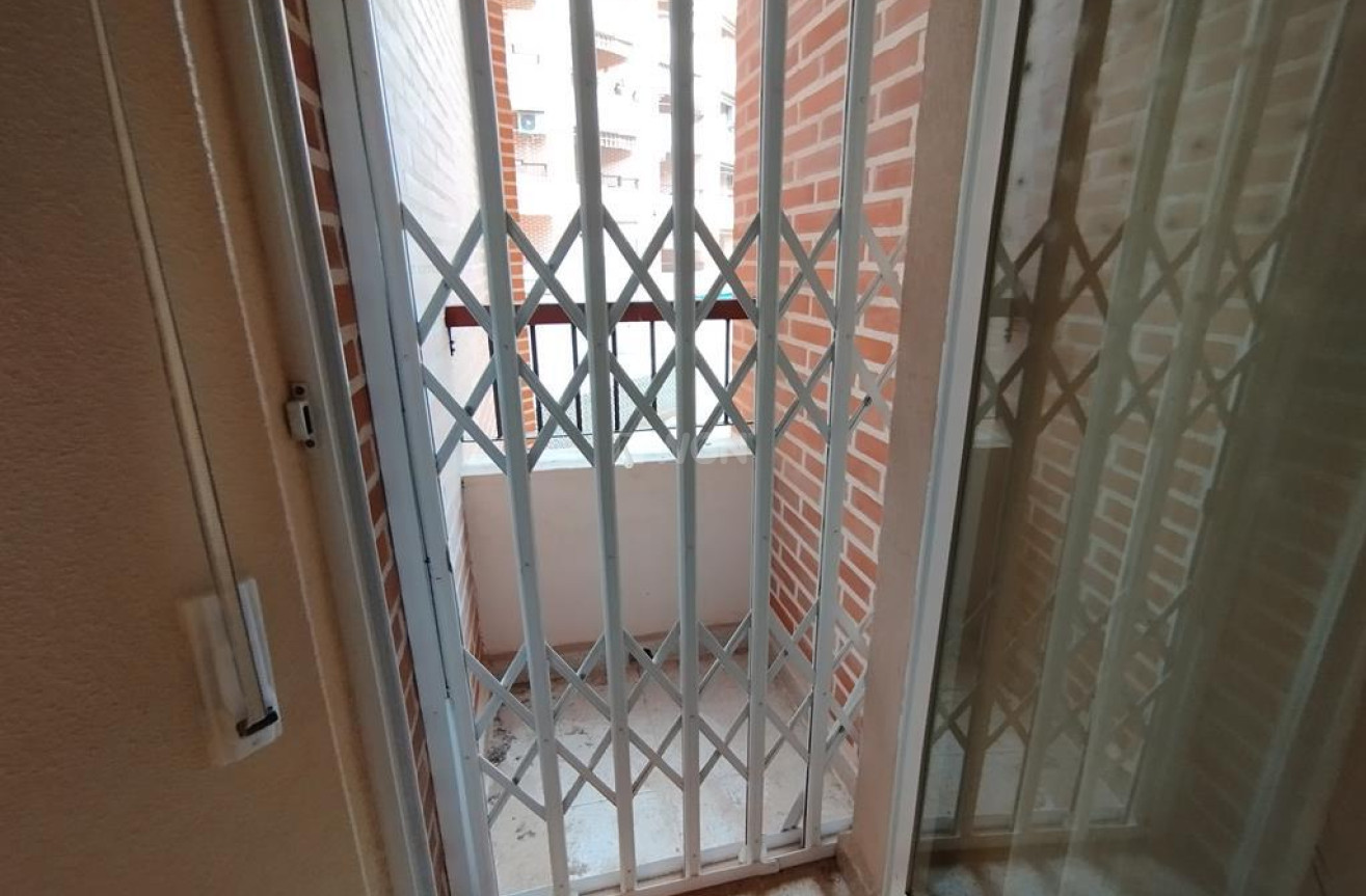 Odsprzedaż - Mieszkanie w bloku - Torrevieja - HABANERAS PLAZA SANTA MARIA