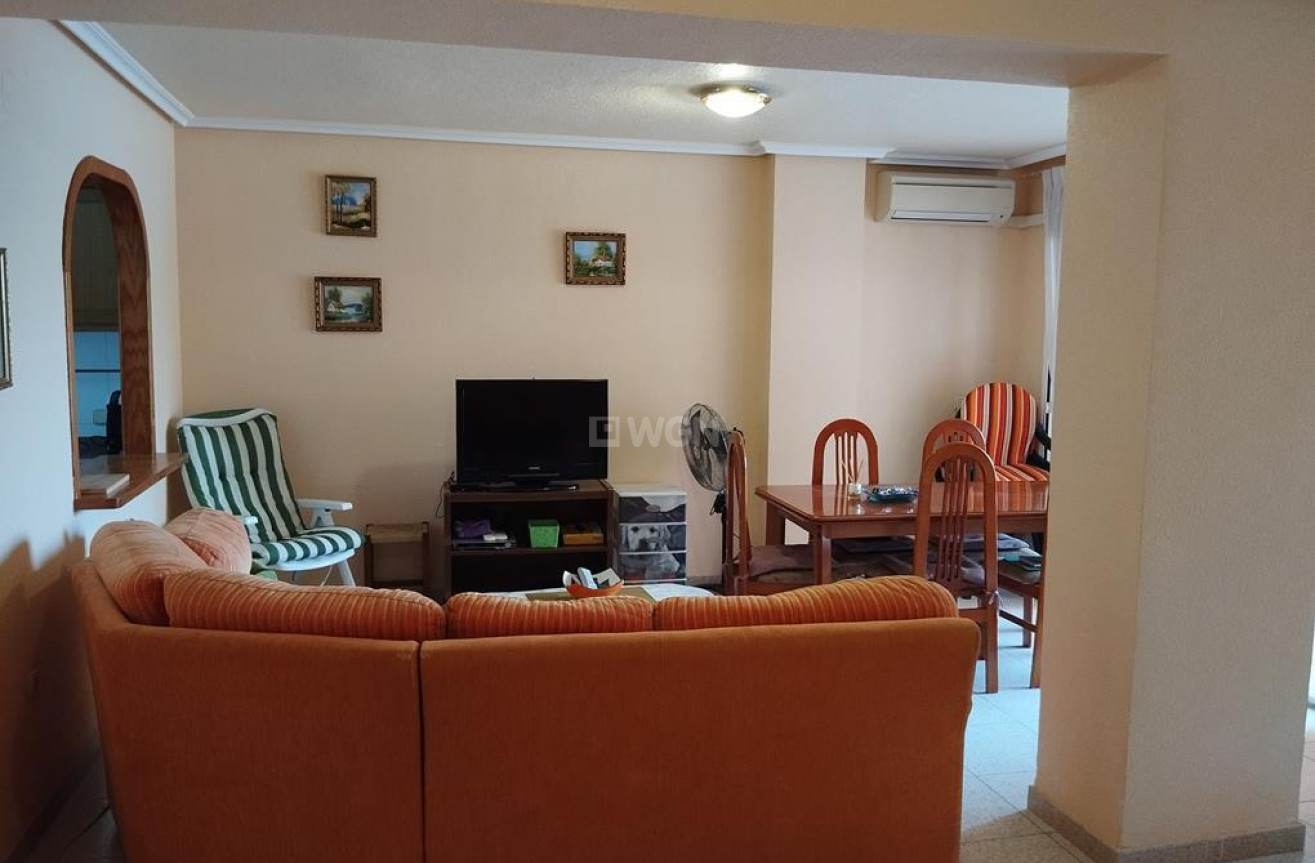 Odsprzedaż - Mieszkanie w bloku - Torrevieja - HABANERAS PLAZA SANTA MARIA