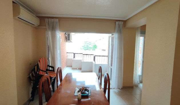 Odsprzedaż - Mieszkanie w bloku - Torrevieja - HABANERAS PLAZA SANTA MARIA
