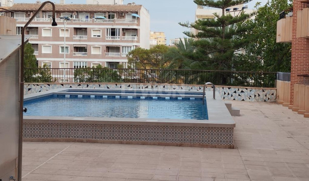 Odsprzedaż - Mieszkanie w bloku - Torrevieja - HABANERAS PLAZA SANTA MARIA