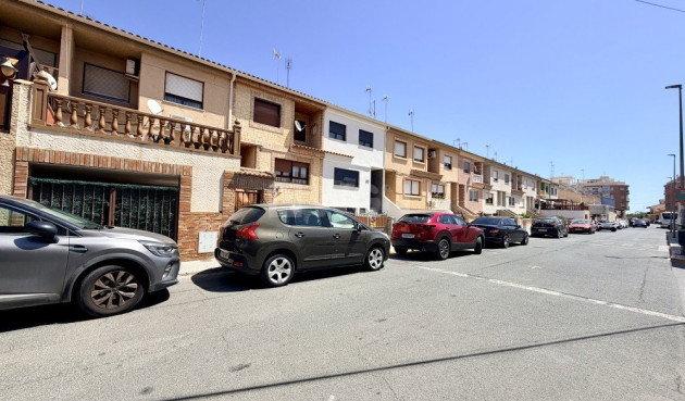 Odsprzedaż - Kamienica - Formentera del Segura - Costa Blanca