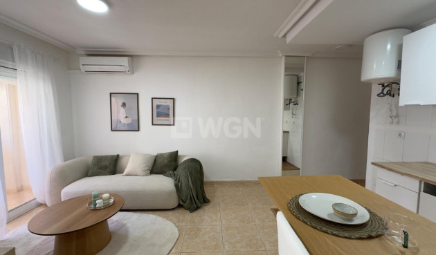 Reventa - Apartamento / piso - Torrevieja - Centro