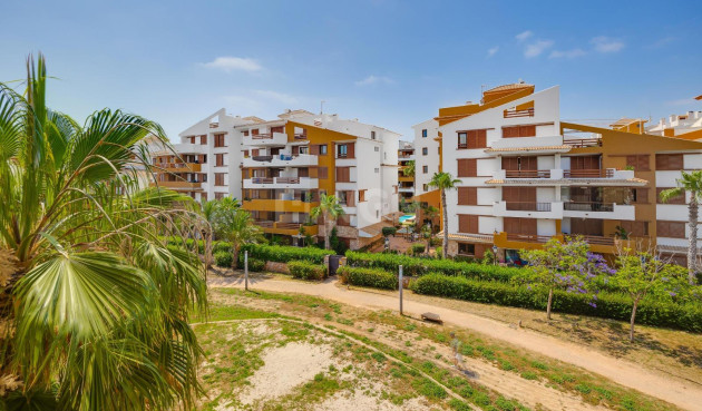 Odsprzedaż - Mieszkanie w bloku - Torrevieja - Punta Prima