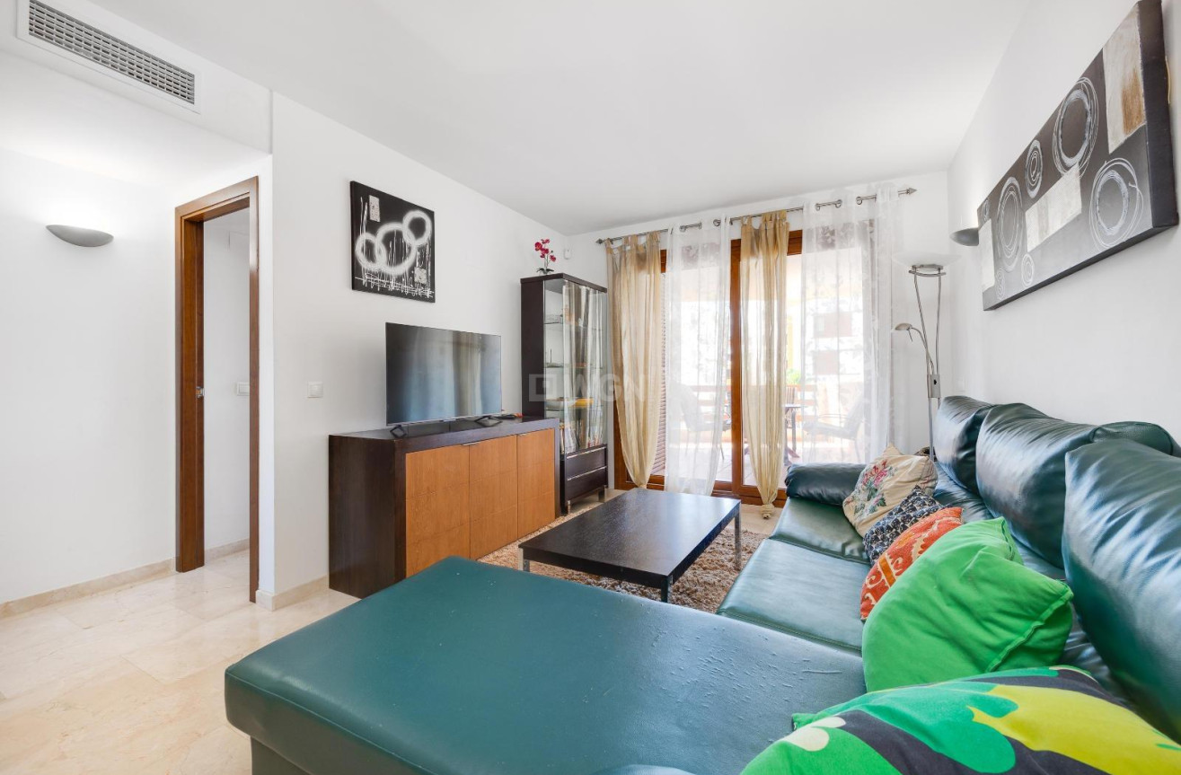 Odsprzedaż - Mieszkanie w bloku - Torrevieja - Punta Prima
