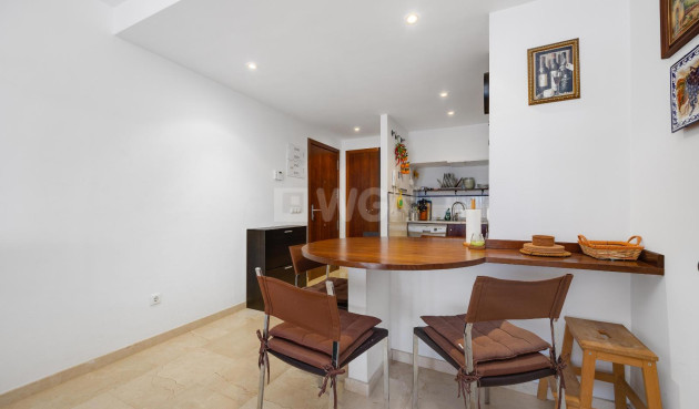 Odsprzedaż - Mieszkanie w bloku - Torrevieja - Punta Prima