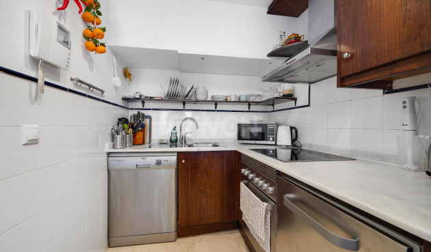 Odsprzedaż - Mieszkanie w bloku - Torrevieja - Punta Prima