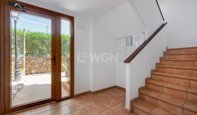 Odsprzedaż - Mieszkanie w bloku - Torrevieja - Punta Prima