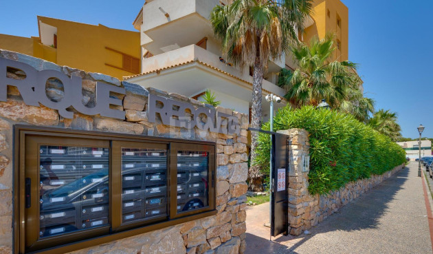Odsprzedaż - Mieszkanie w bloku - Torrevieja - Punta Prima