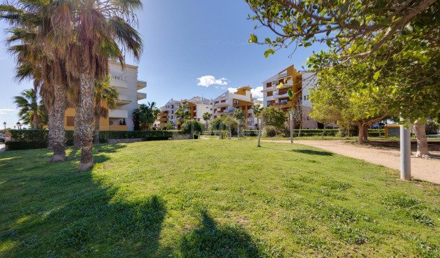 Odsprzedaż - Mieszkanie w bloku - Torrevieja - Punta Prima