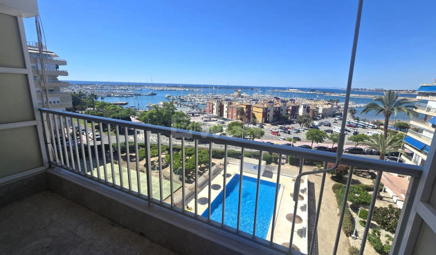 Odsprzedaż - Mieszkanie w bloku - Torrevieja - Puerto Deportivo Marina Salinas
