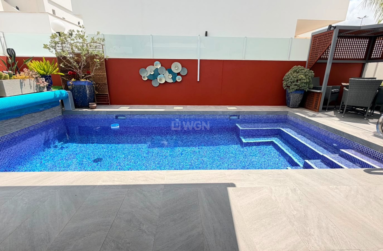 Odsprzedaż - Villa - Los Montesinos - Costa Blanca