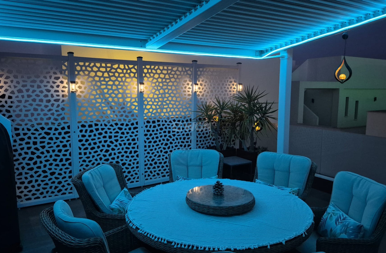 Odsprzedaż - Villa - Los Montesinos - Costa Blanca