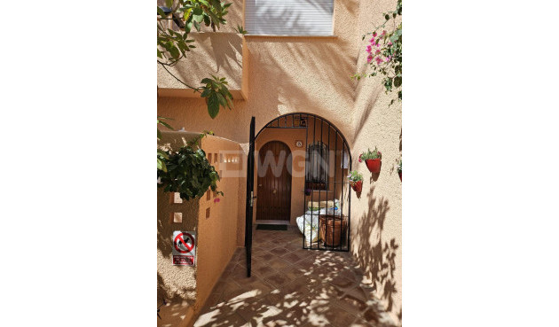 Odsprzedaż - Kamienica - Marbella - Nueva Andalucia