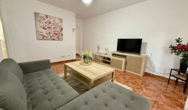 Odsprzedaż - Mieszkanie w bloku - Torrevieja - Playa del Cura