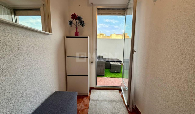 Odsprzedaż - Mieszkanie w bloku - Torrevieja - Playa del Cura