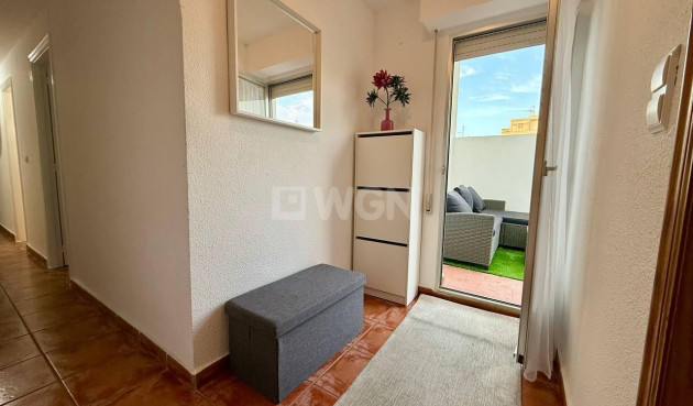 Odsprzedaż - Mieszkanie w bloku - Torrevieja - Playa del Cura