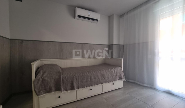 Wiederverkauf - Wohnung - Torrevieja - Centro