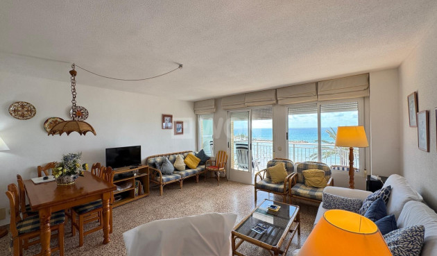 Odsprzedaż - Mieszkanie w bloku - Torrevieja - Playa del Cura