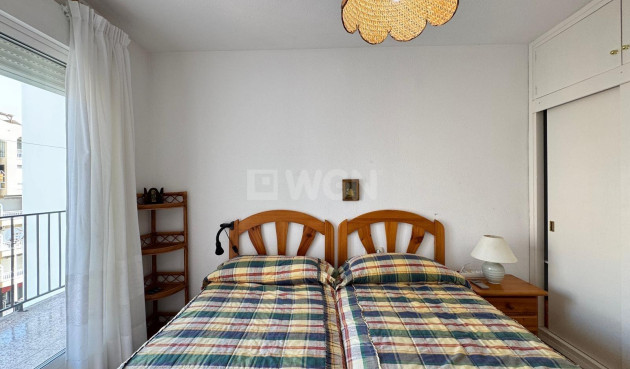 Odsprzedaż - Mieszkanie w bloku - Torrevieja - Playa del Cura
